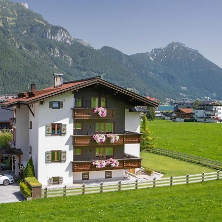 Alpenherz Ferienwohnungen แพร์ทีเซา ภายนอก รูปภาพ