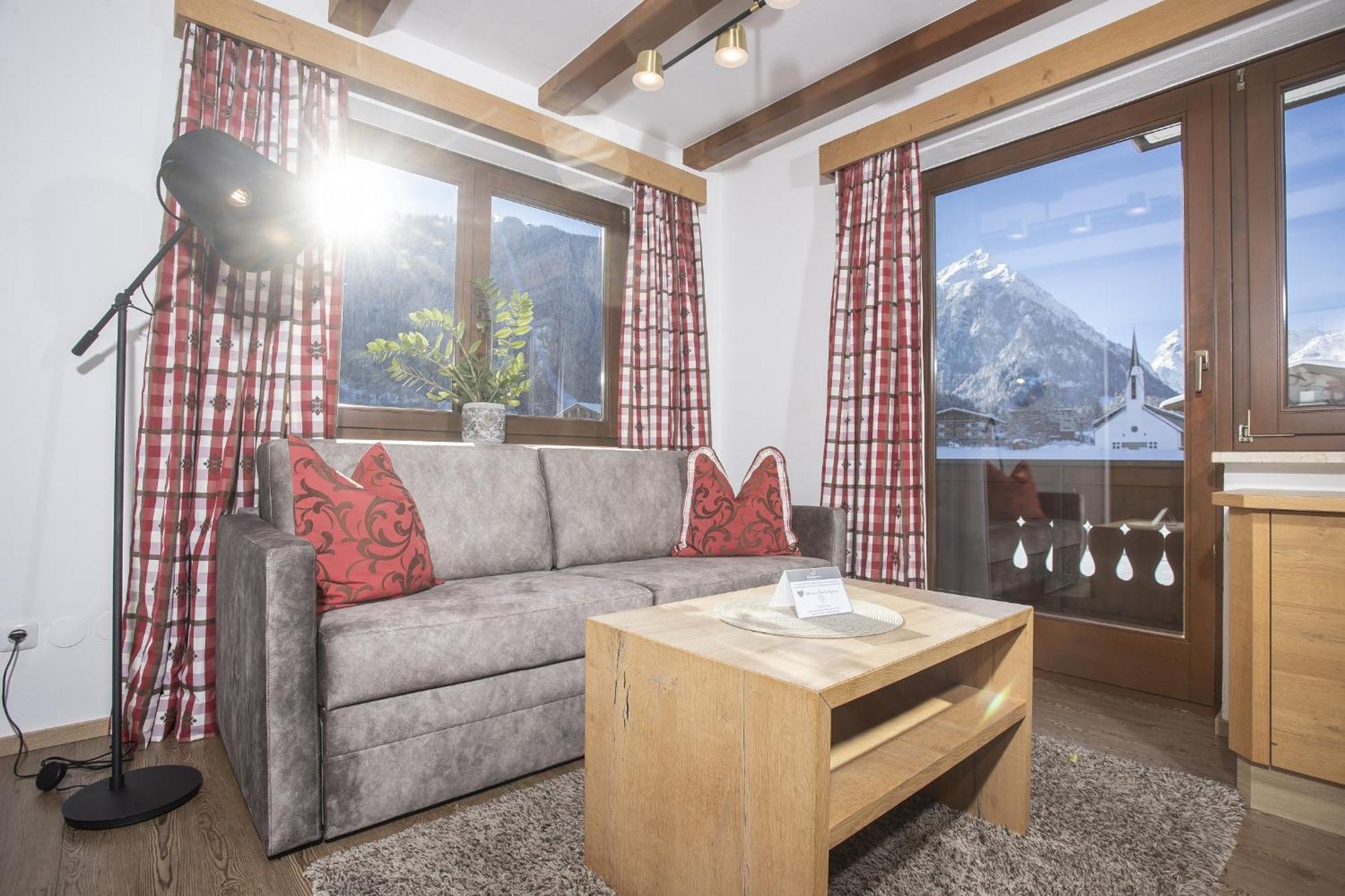 Alpenherz Ferienwohnungen แพร์ทีเซา ภายนอก รูปภาพ